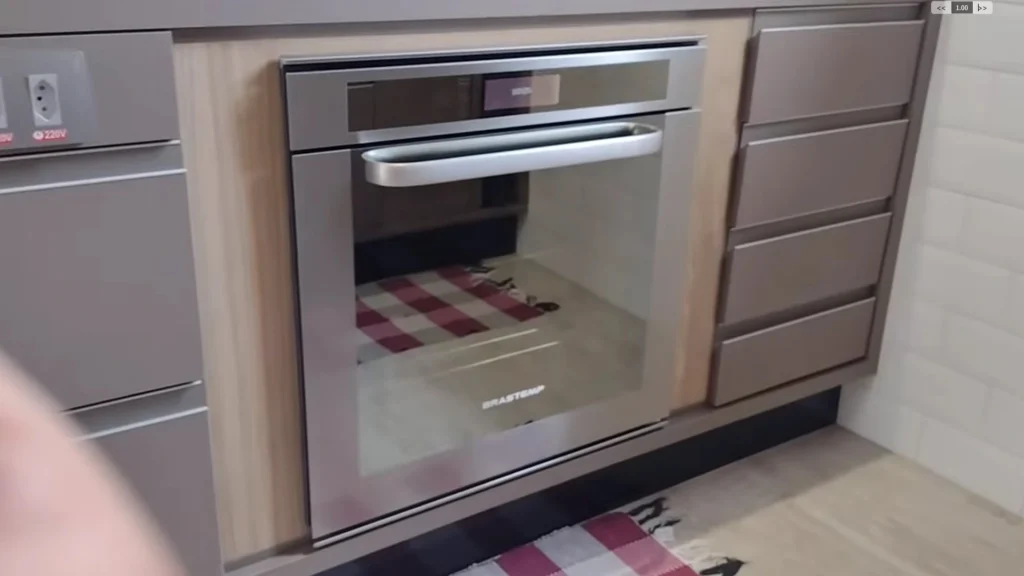 Forno-Elétrico-Brastemp-Gourmand-73L-Inox-com-função-convecção-e-Meat-Control-–-BOC60BR