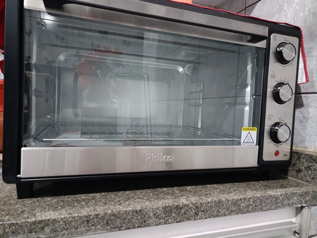 imagem Forno Elétrico Philco PFE60I Dupla Resistência 60L